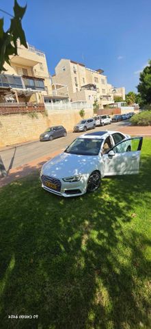 אאודי A4