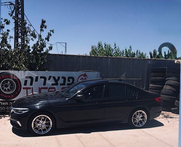 סדרה 5 Luxury 530e פלאג-אין אוט׳ 2.0 (184 כ״ס) [2019-2020]