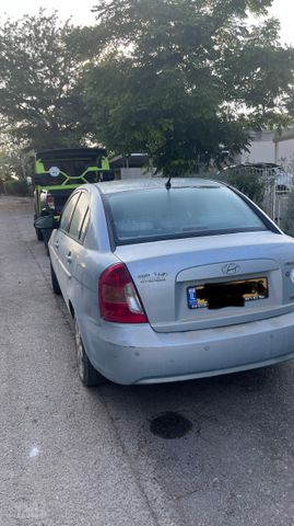 יונדאי אקסנט i25