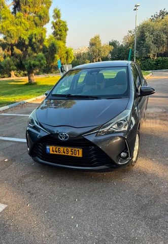 מודעת רכב טויוטה יאריס