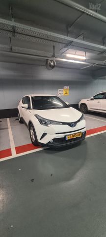טויוטה C-HR