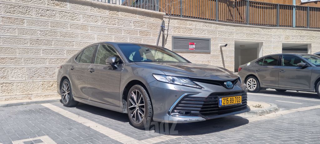 טויוטה קאמרי