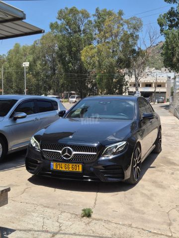 מודעת רכב מרצדס-בנץ E-class