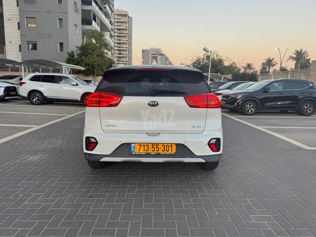 קיה נירו