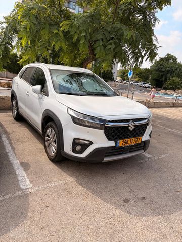סוזוקי S-Cross