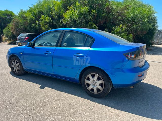 מאזדה 3