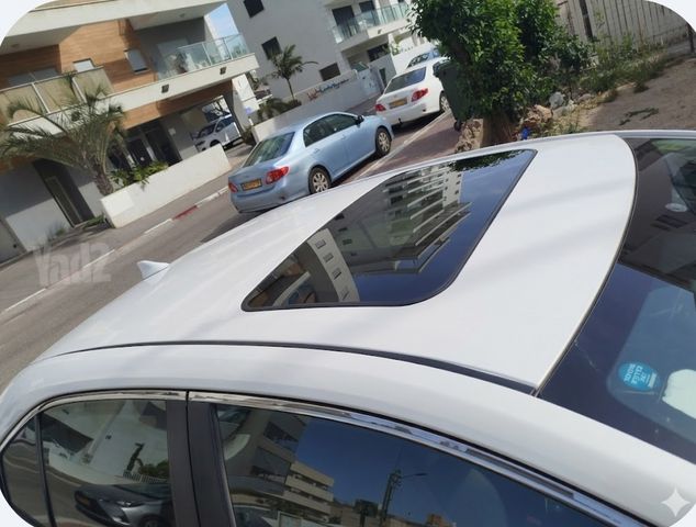 מודעת רכב טויוטה קורולה