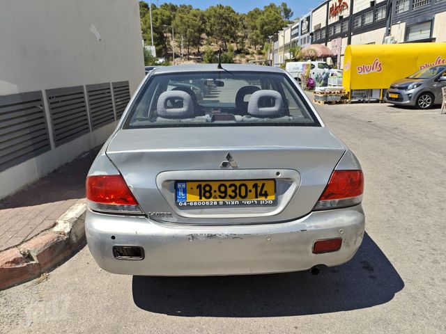 מיצובישי לנסר