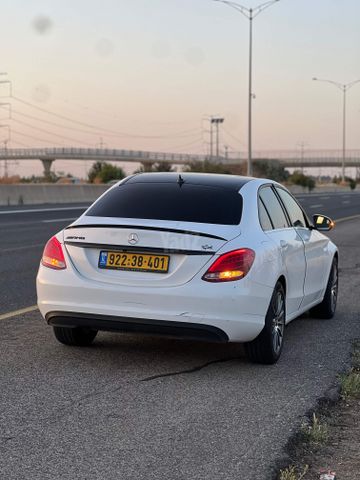 מרצדס-בנץ C-class