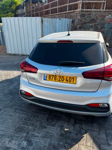 יונדאי i20