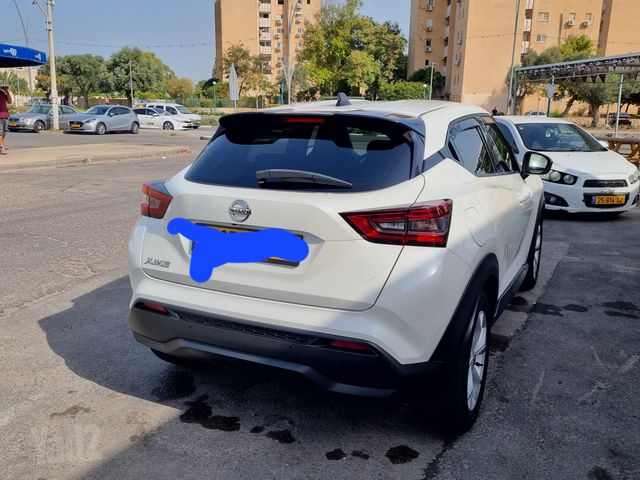 ניסאן ג'וק