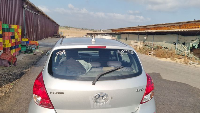 מודעת רכב יונדאי i20