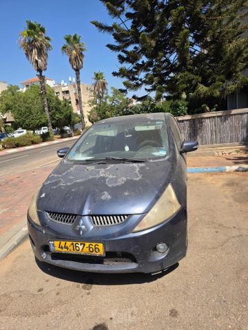 מיצובישי גרנדיס