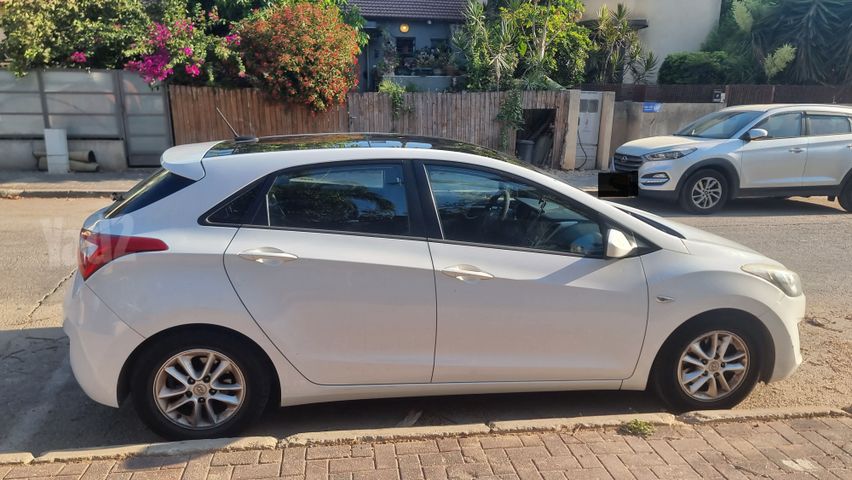 יונדאי i30