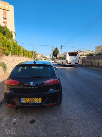 סיאט לאון