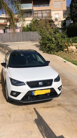 מודעת רכב סיאט ארונה