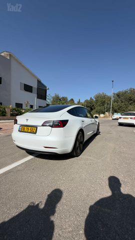 טסלה מודל 3