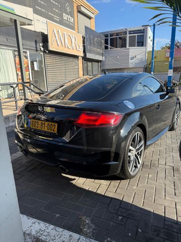 אאודי TT