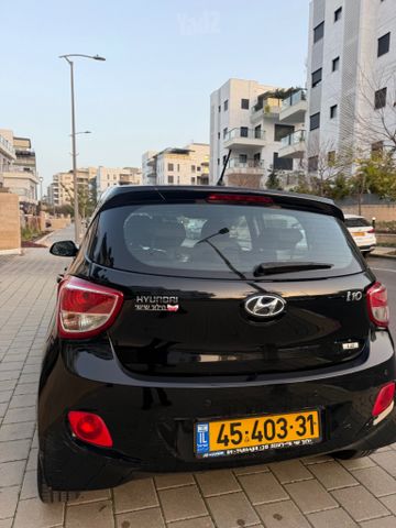 יונדאי i10