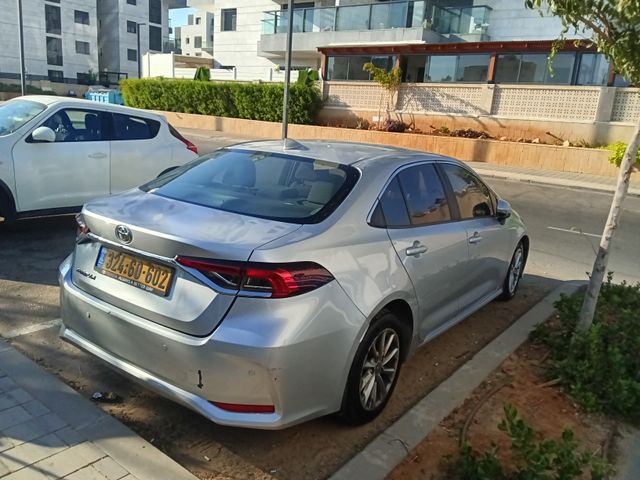 טויוטה קורולה