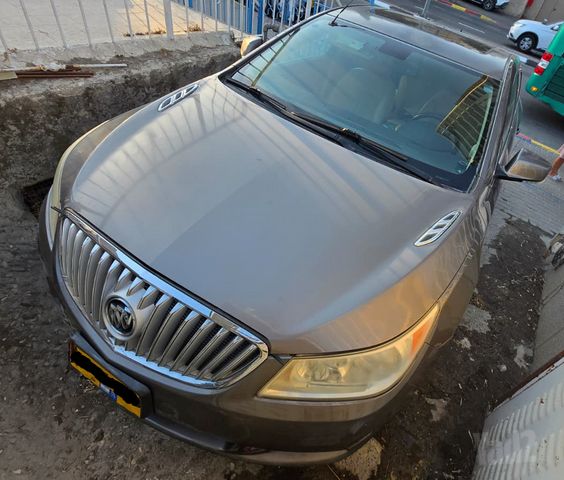 ביואיק לה-קרוס