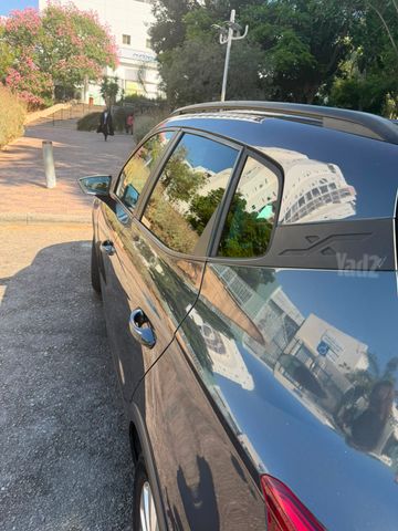 סיאט ארונה