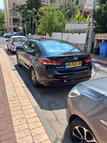 יונדאי אלנטרה