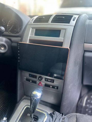 פיג'ו 407