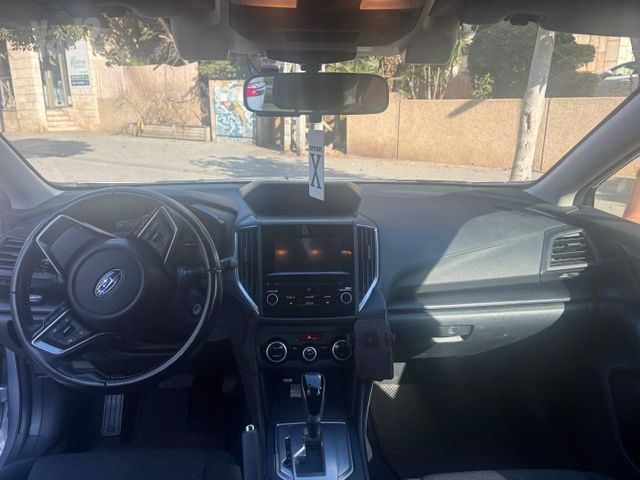 סובארו XV