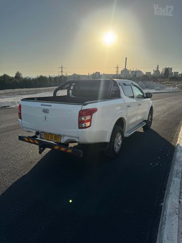 מיצובישי טרייטון / L200