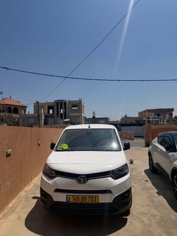 טויוטה פרואייס סיטי