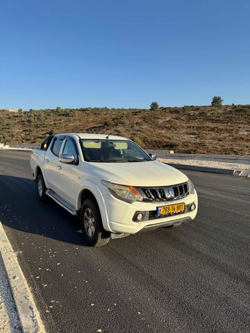 מיצובישי טרייטון / L200