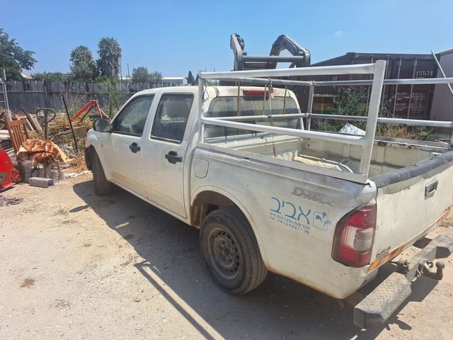 מודעת רכב איסוזו די-מקס