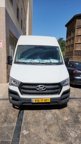 יונדאי H350
