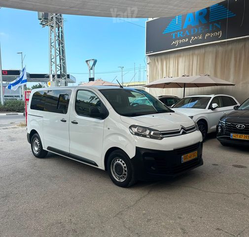 מודעת רכב סיטרואן ג'אמפי