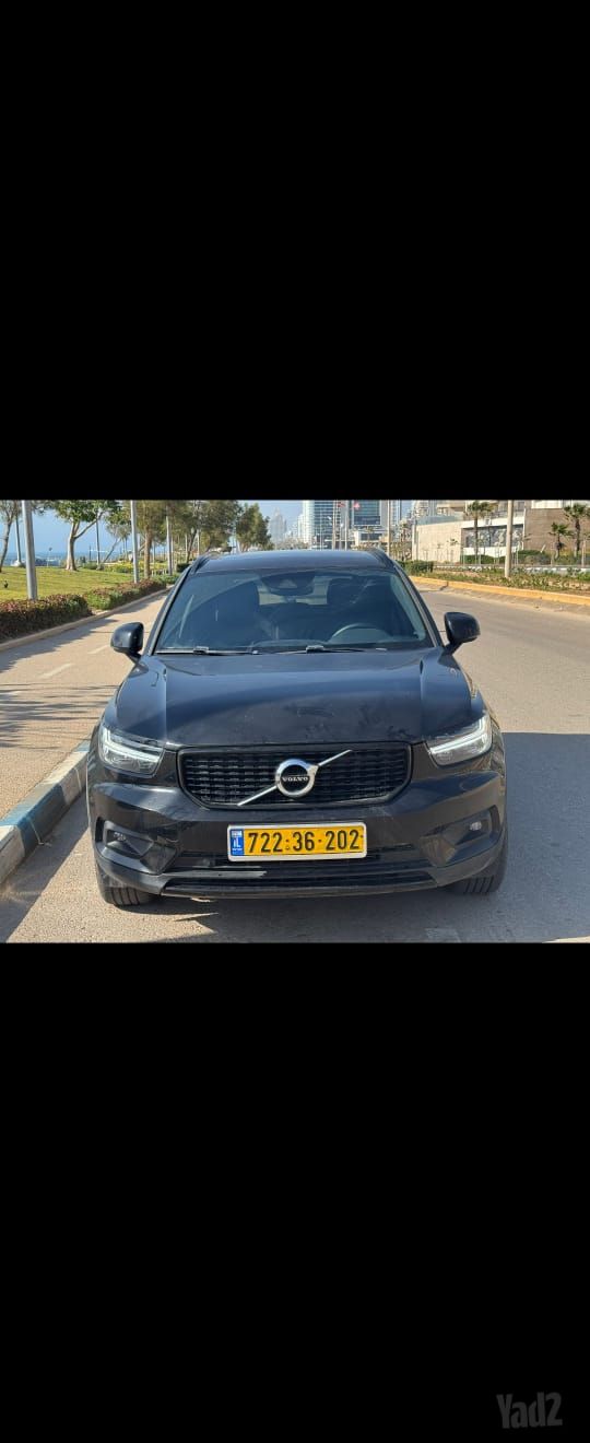 וולוו XC40