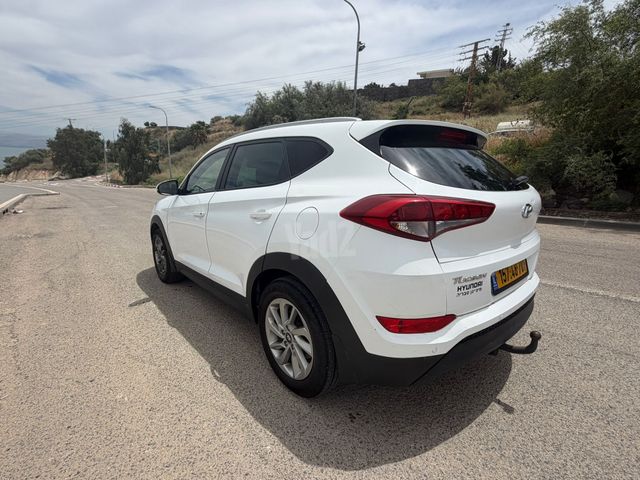יונדאי טוסון