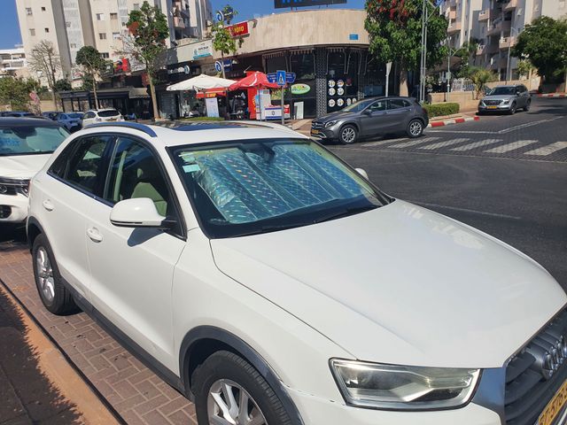 אאודי Q3