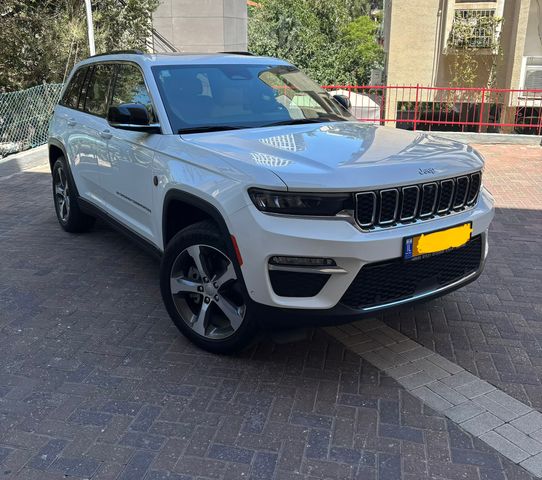 ג'יפ גרנד צ'ירוקי