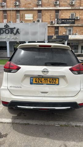 ניסאן אקס טרייל