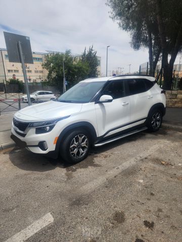 קיה סלטוס