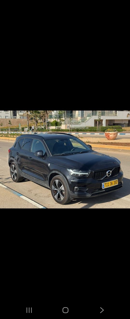 וולוו XC40