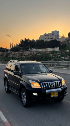 טויוטה לנד קרוזר