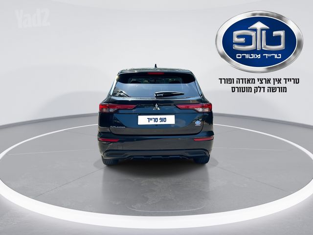 מיצובישי אאוטלנדר