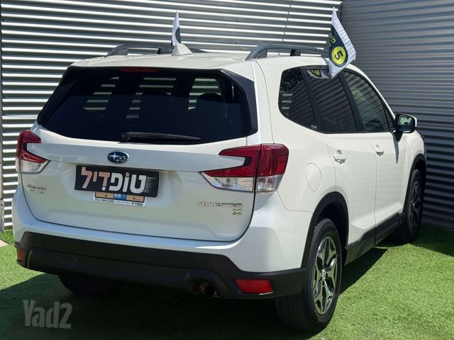 סובארו פורסטר