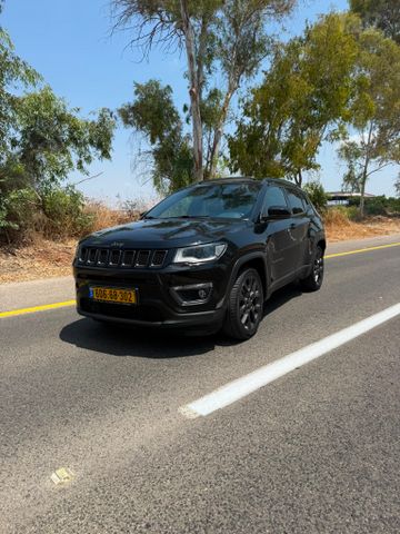 מודעת רכב ג'יפ קומפאס
