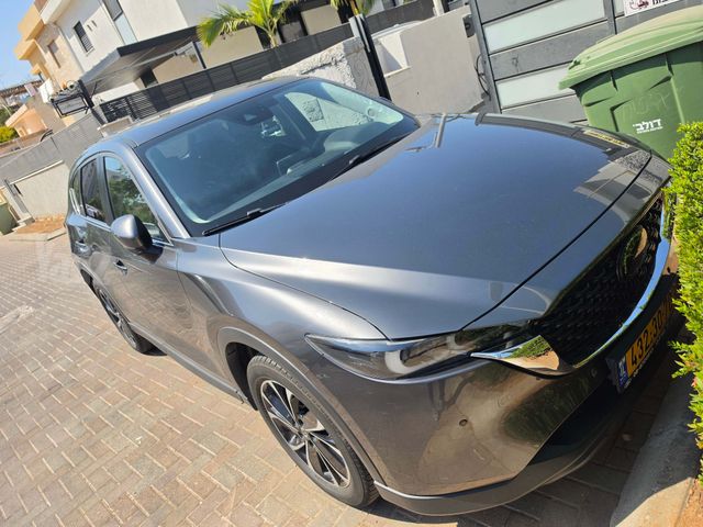 מודעת רכב מאזדה CX-5
