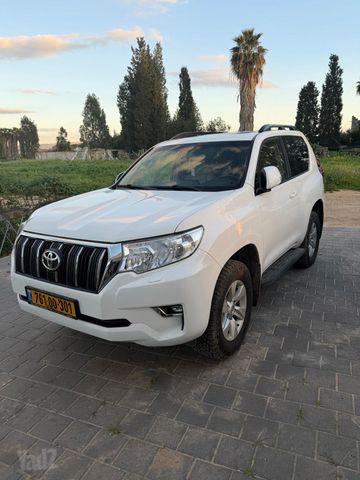 מודעת רכב טויוטה לנד קרוזר