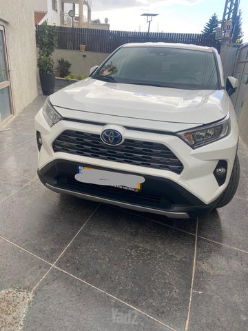 מודעת רכב טויוטה RAV4