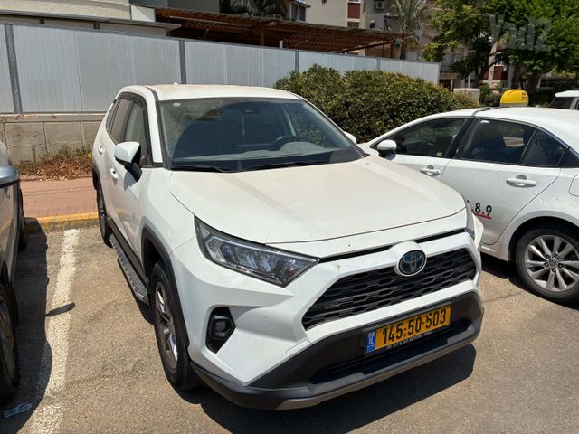 טויוטה RAV4